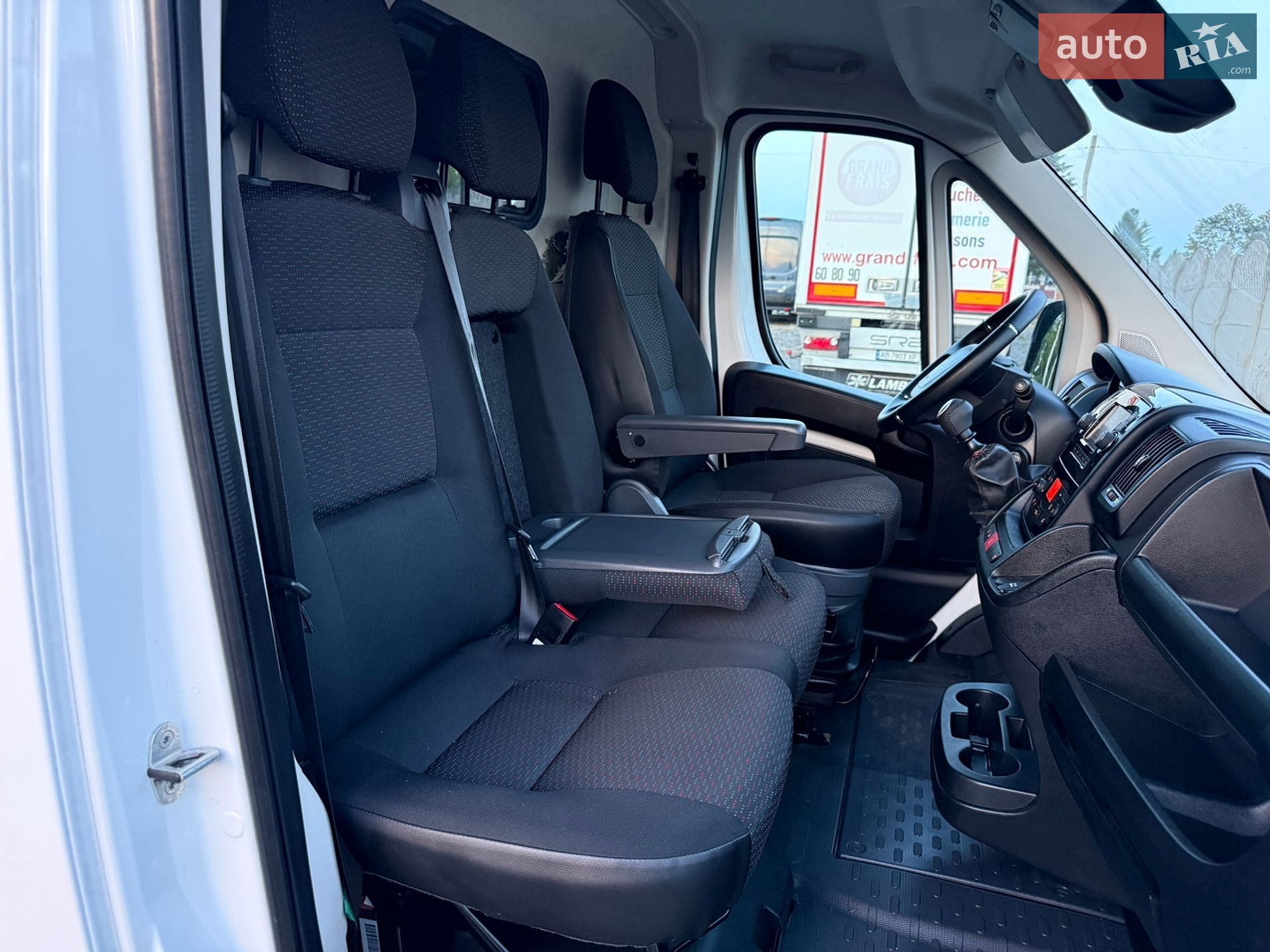 Peugeot Boxer 2021 VIN VF3YCBNFC12R86052 фото оголошення 32 з 57