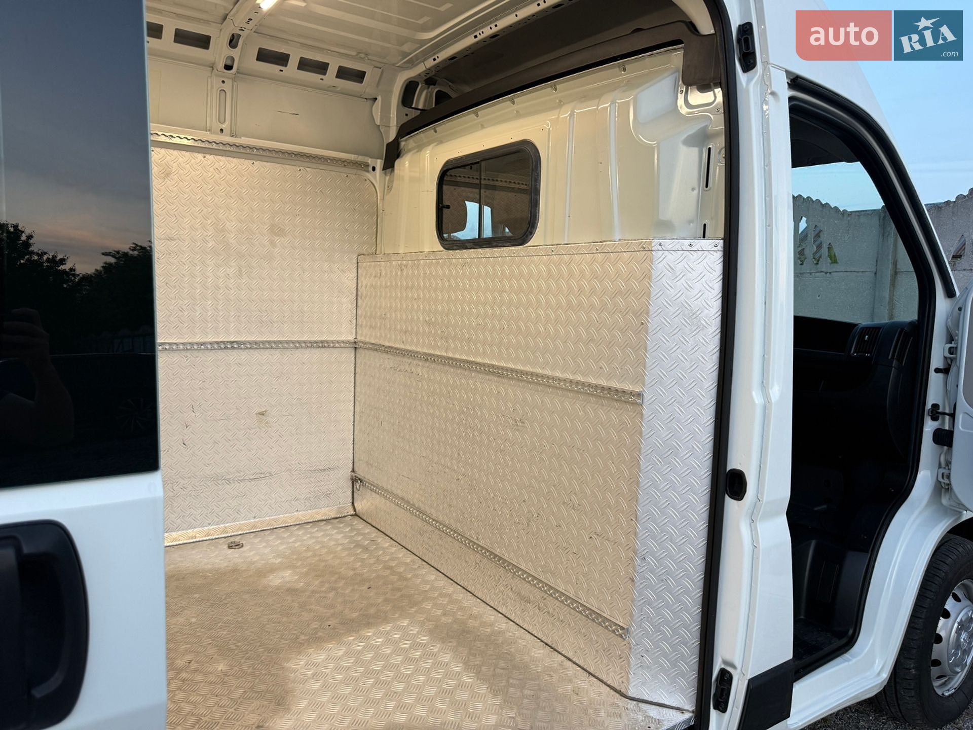 Peugeot Boxer 2021 VIN VF3YCBNFC12R86052 фото оголошення 39 з 57