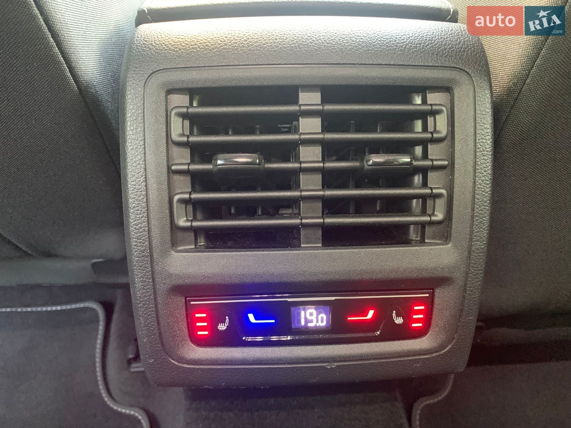 Volkswagen Golf 2023 VIN WVWZZZCD2PW537752 фото оголошення 42 з 99