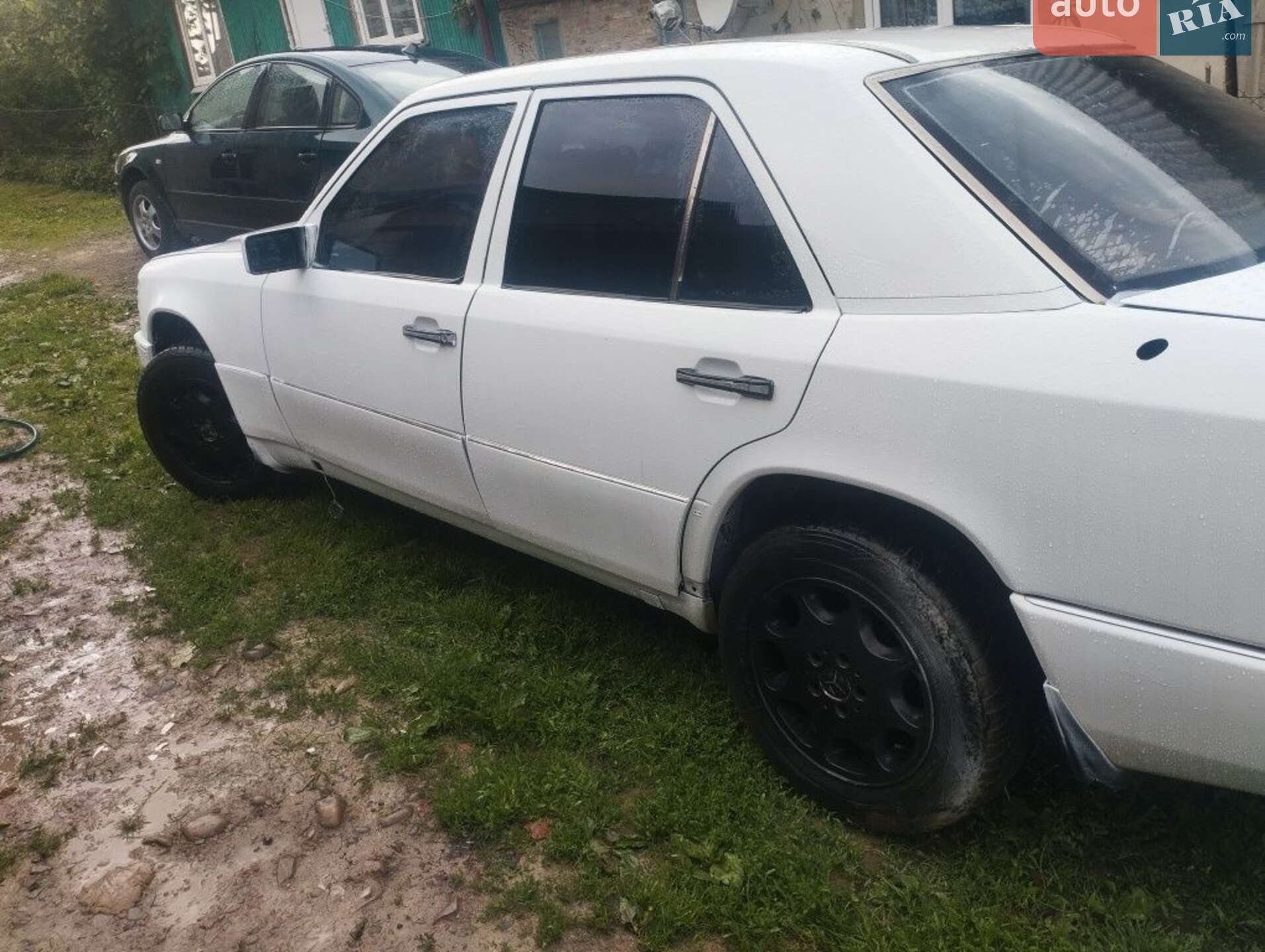 Mercedes-Benz E-Class 1991 VIN WDB1240231B456509 фото оголошення 4 з 11