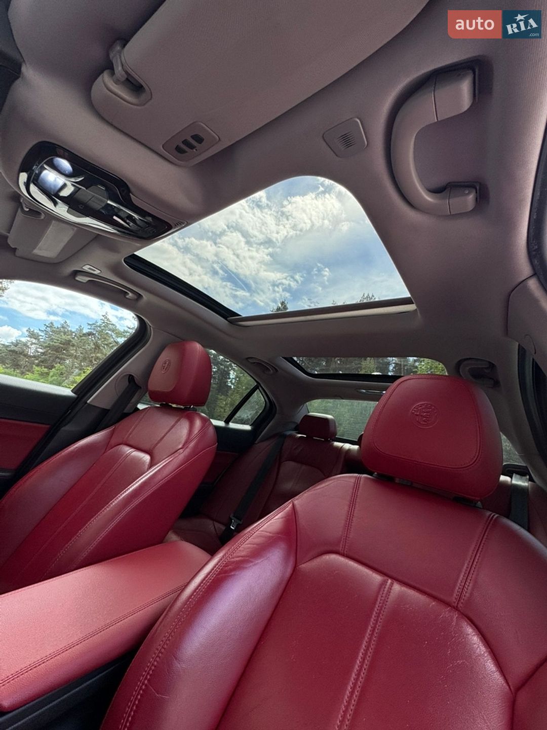 Alfa Romeo Giulia 2018 VIN ZARFAEBN7J7594839 фото оголошення 19 з 29