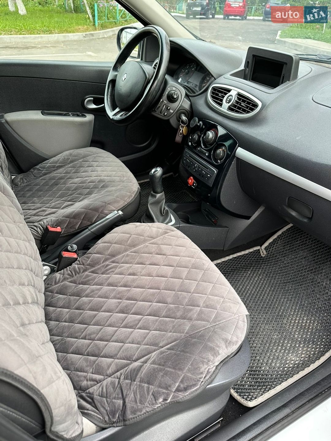 Renault Clio 2011 VIN VF1BR2HDH45689788 фото оголошення 18 з 28