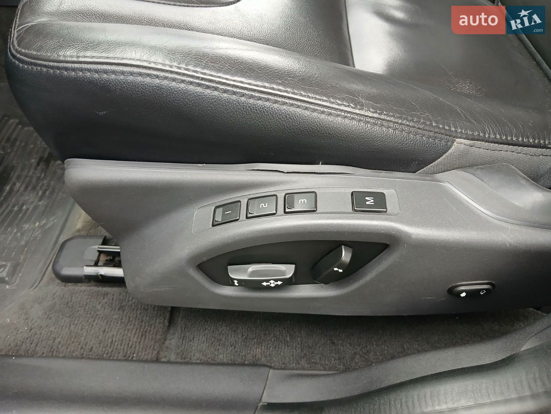 Volvo Xc60 2014 VIN YV1DZ8756F2713553 фото оголошення 17 з 41