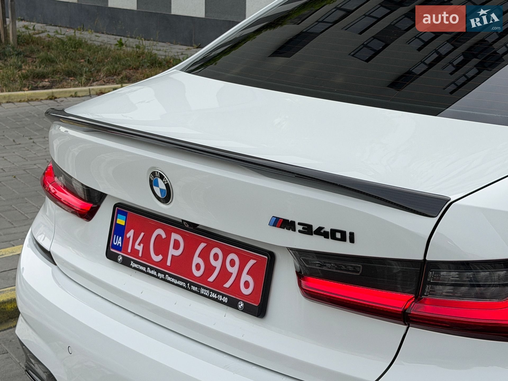 BMW 3 Series 2019 VIN WBA5U9C09LFH06508 фото оголошення 12 з 39