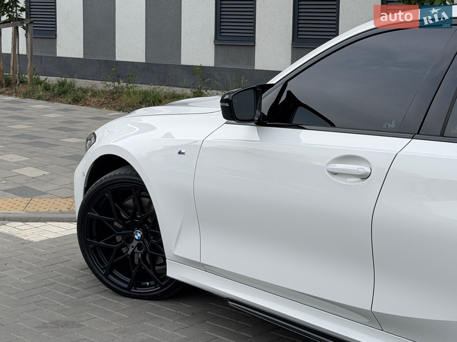 BMW 3 Series 2019 VIN WBA5U9C09LFH06508 фото оголошення 19 з 39