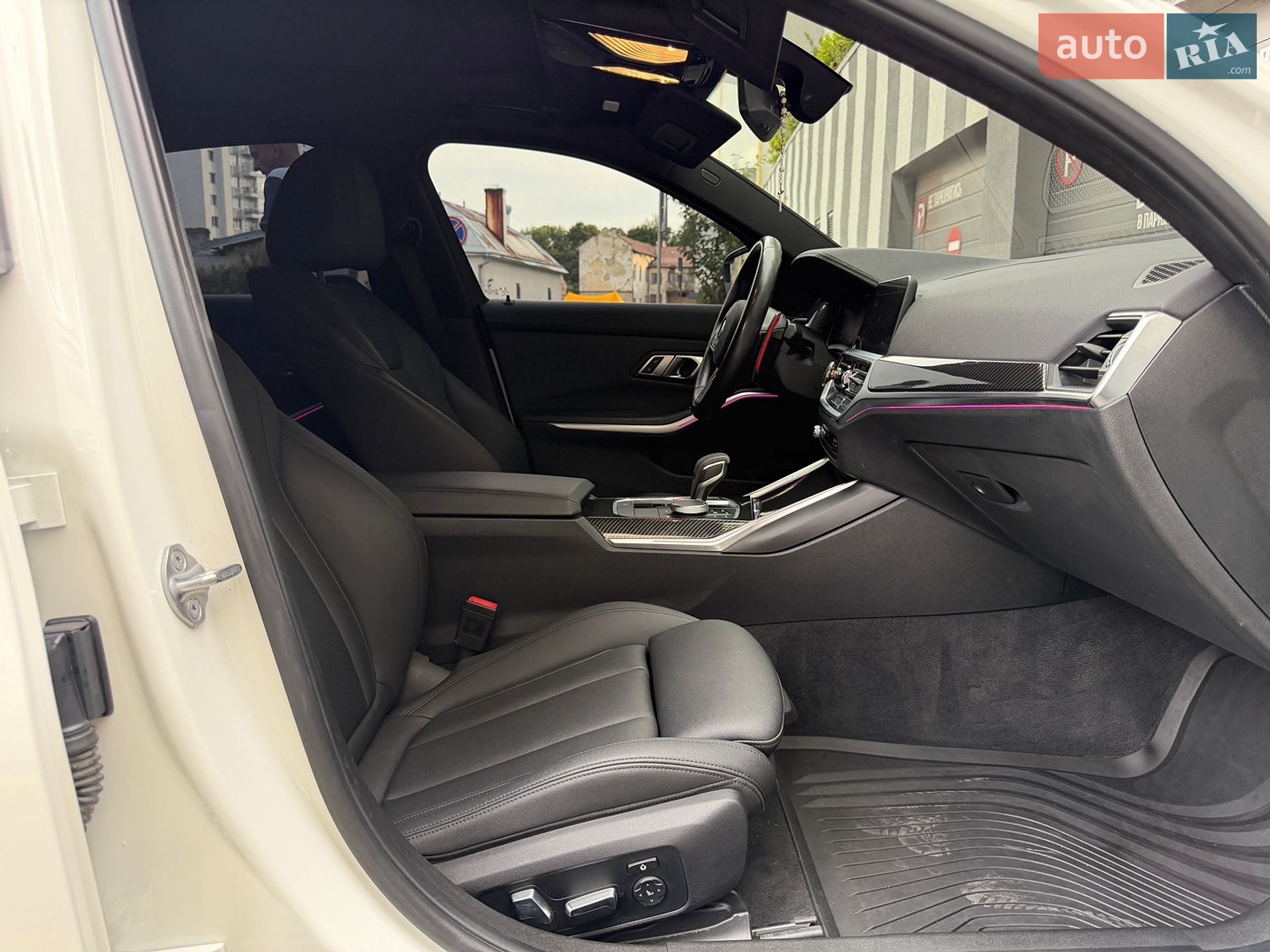 BMW 3 Series 2019 VIN WBA5U9C09LFH06508 фото оголошення 34 з 39