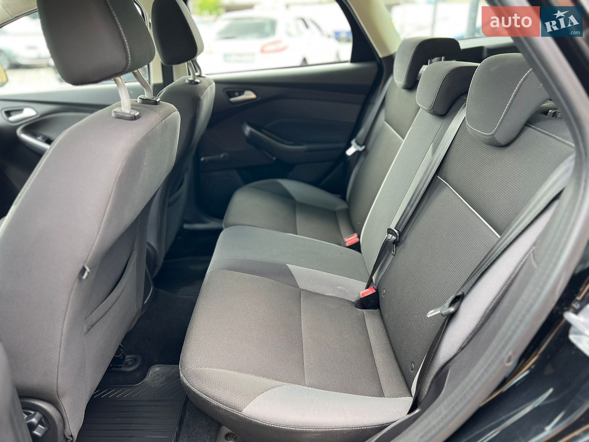 Ford Focus 2012 VIN WF0LXXGCBLBU51637 фото оголошення 33 з 38