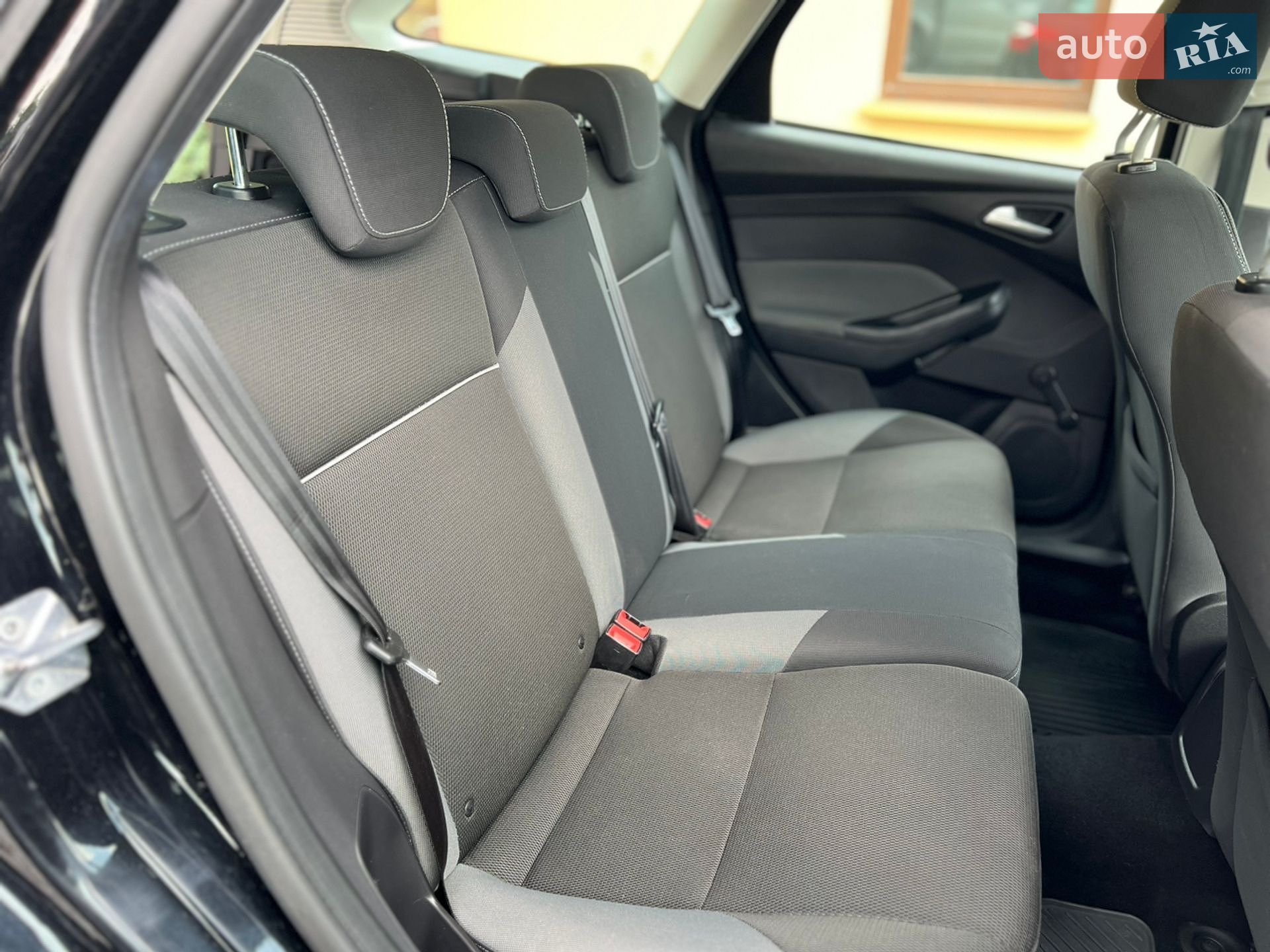 Ford Focus 2012 VIN WF0LXXGCBLBU51637 фото оголошення 36 з 38