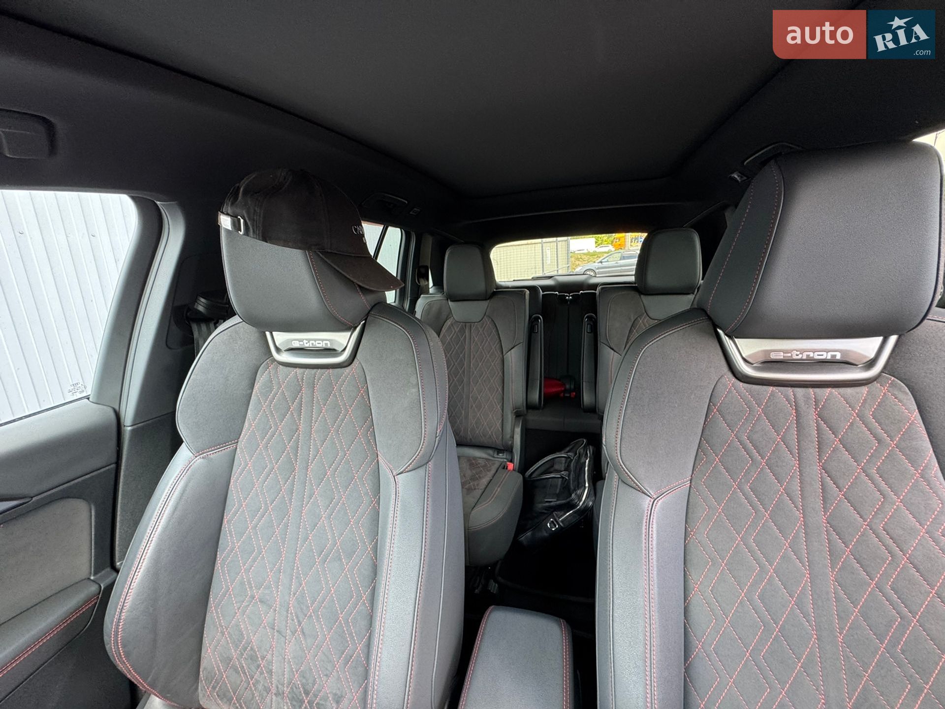 Audi Q5 e-tron 2022 VIN LSV1C5G48N2010060 фото оголошення 34 з 41