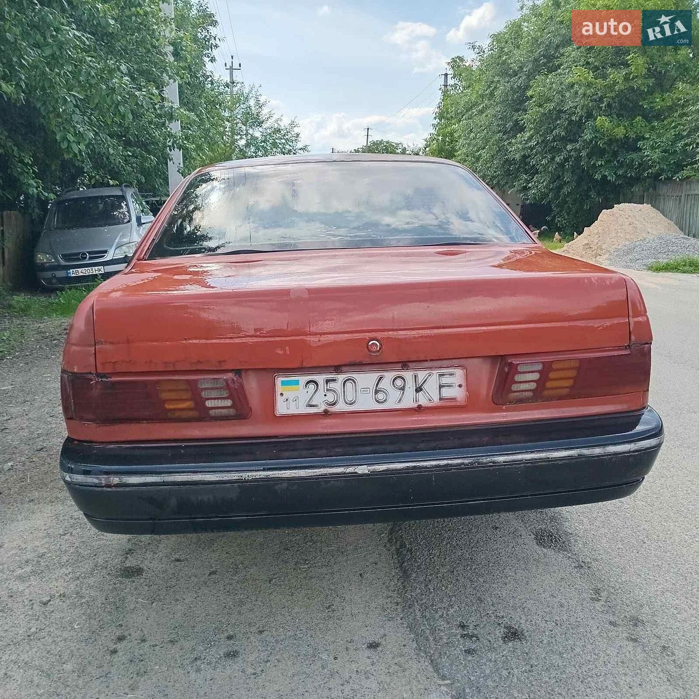 Ford Taurus 1989 VIN 1FABP52U1KA301221 фото оголошення 3 з 8