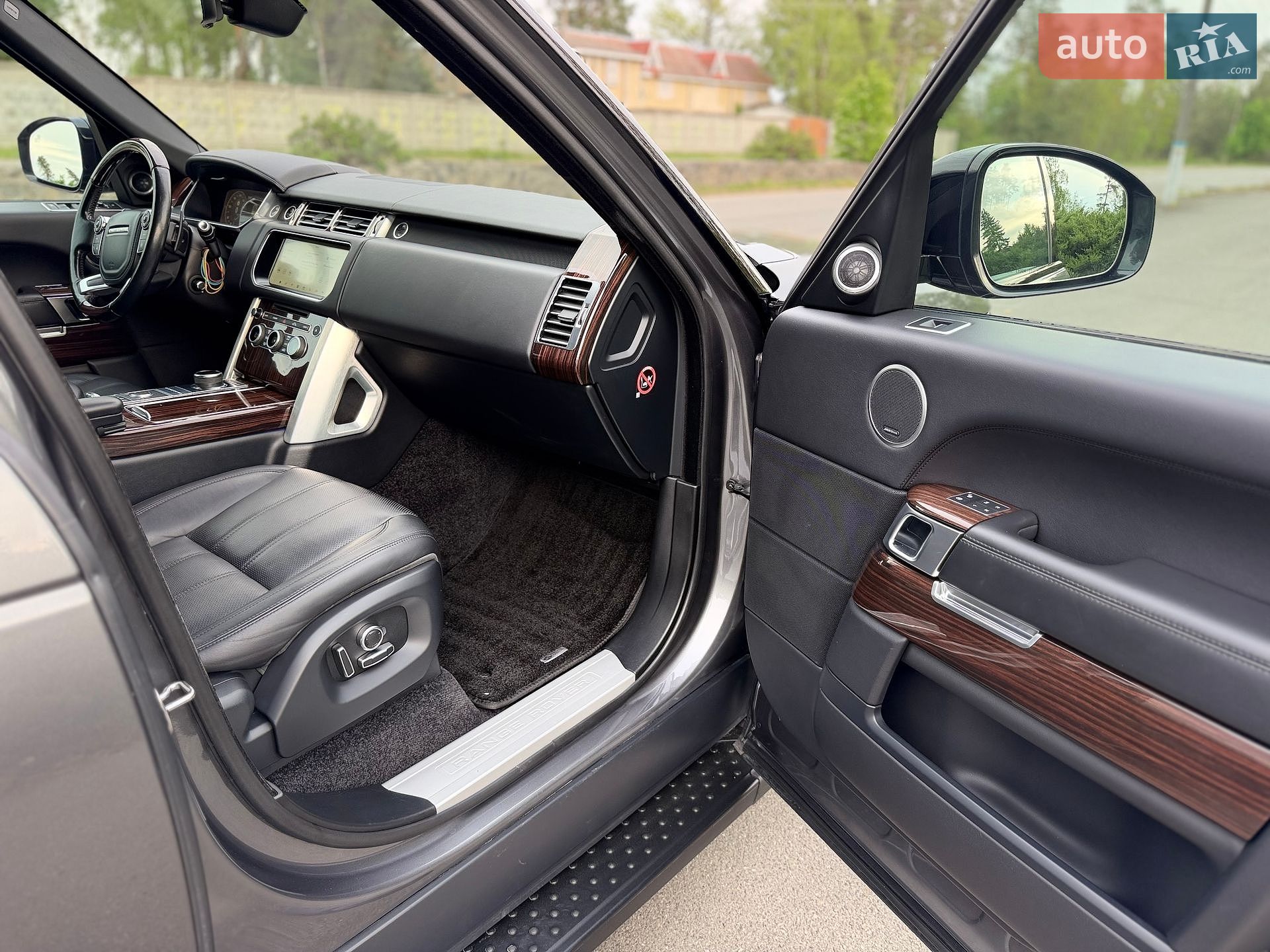 Land Rover Range Rover 2016 VIN SALGS2FE5HA324499 фото оголошення 18 з 34