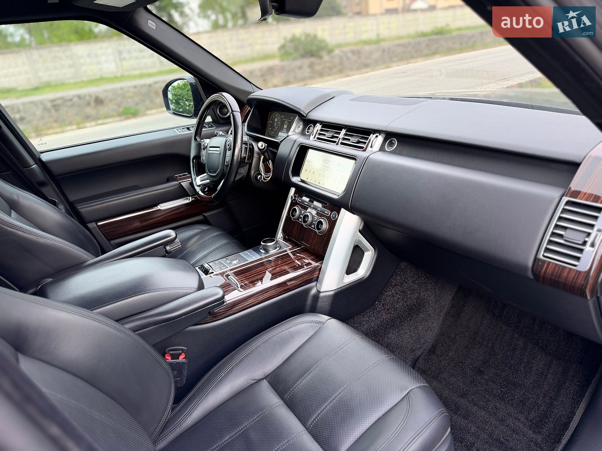 Land Rover Range Rover 2016 VIN SALGS2FE5HA324499 фото оголошення 19 з 34