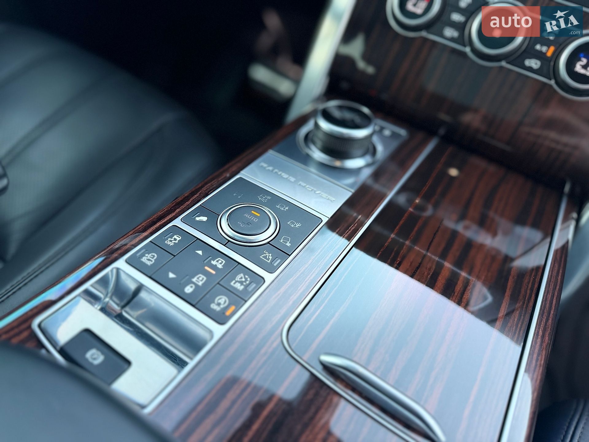 Land Rover Range Rover 2016 VIN SALGS2FE5HA324499 фото оголошення 30 з 34