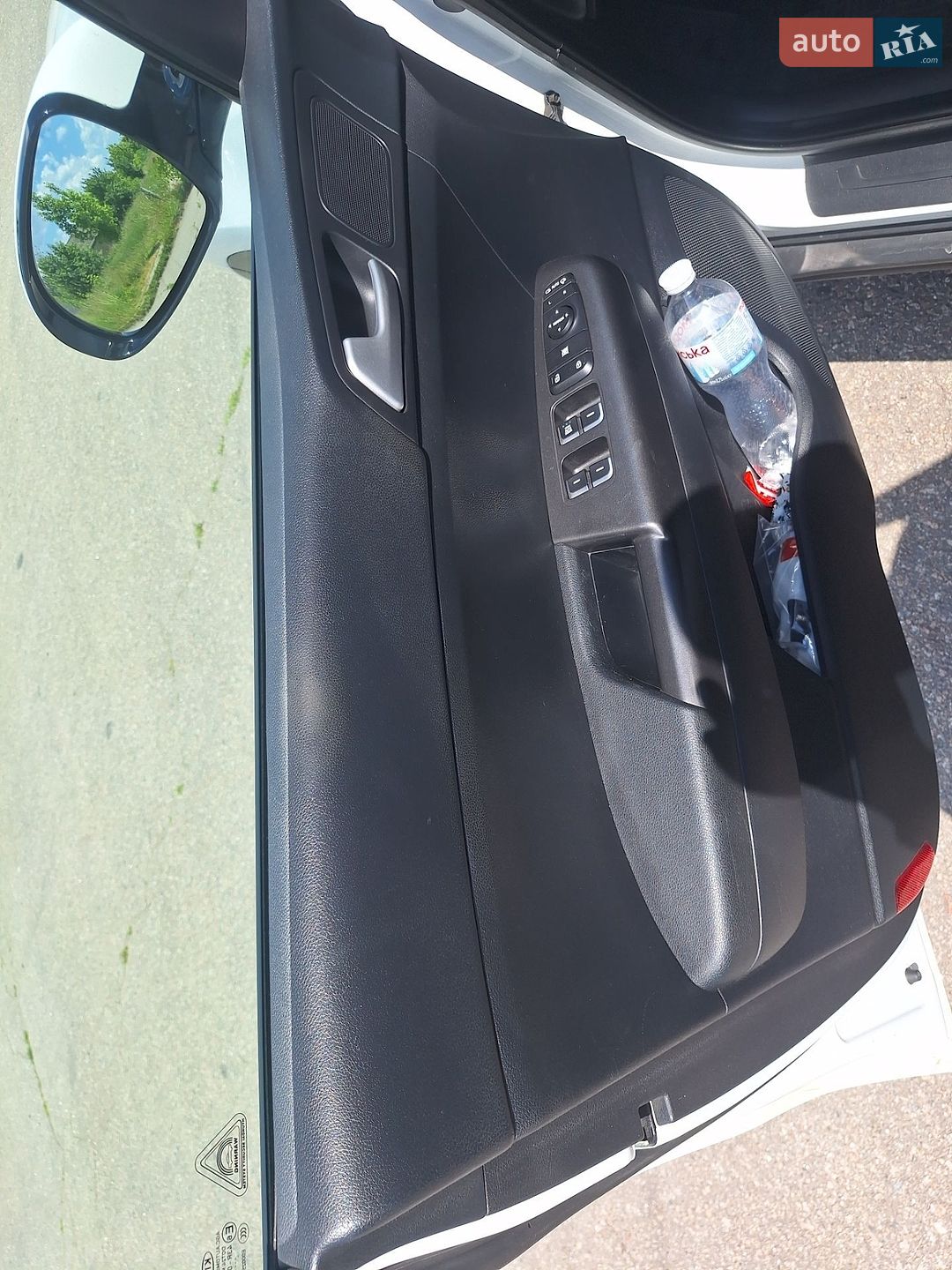 Kia Sportage 2019 VIN U5YPG812AKL726548 фото оголошення 7 з 17