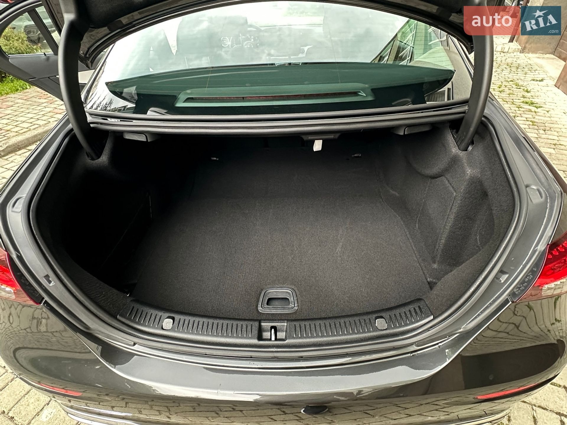 Mercedes-Benz E-Class 2022 VIN W1KZF0EB7PB109799 фото оголошення 22 з 54