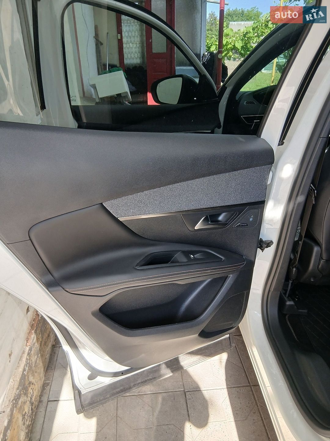 Peugeot 3008 2017 VIN VF3MJAHXVHS252966 фото оголошення 21 з 32