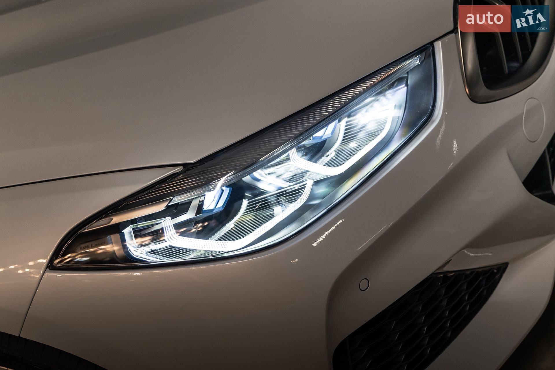 BMW 8 Series Gran Coupe 2019 VIN WBAGV8C08LBP49046 фото оголошення 4 з 31