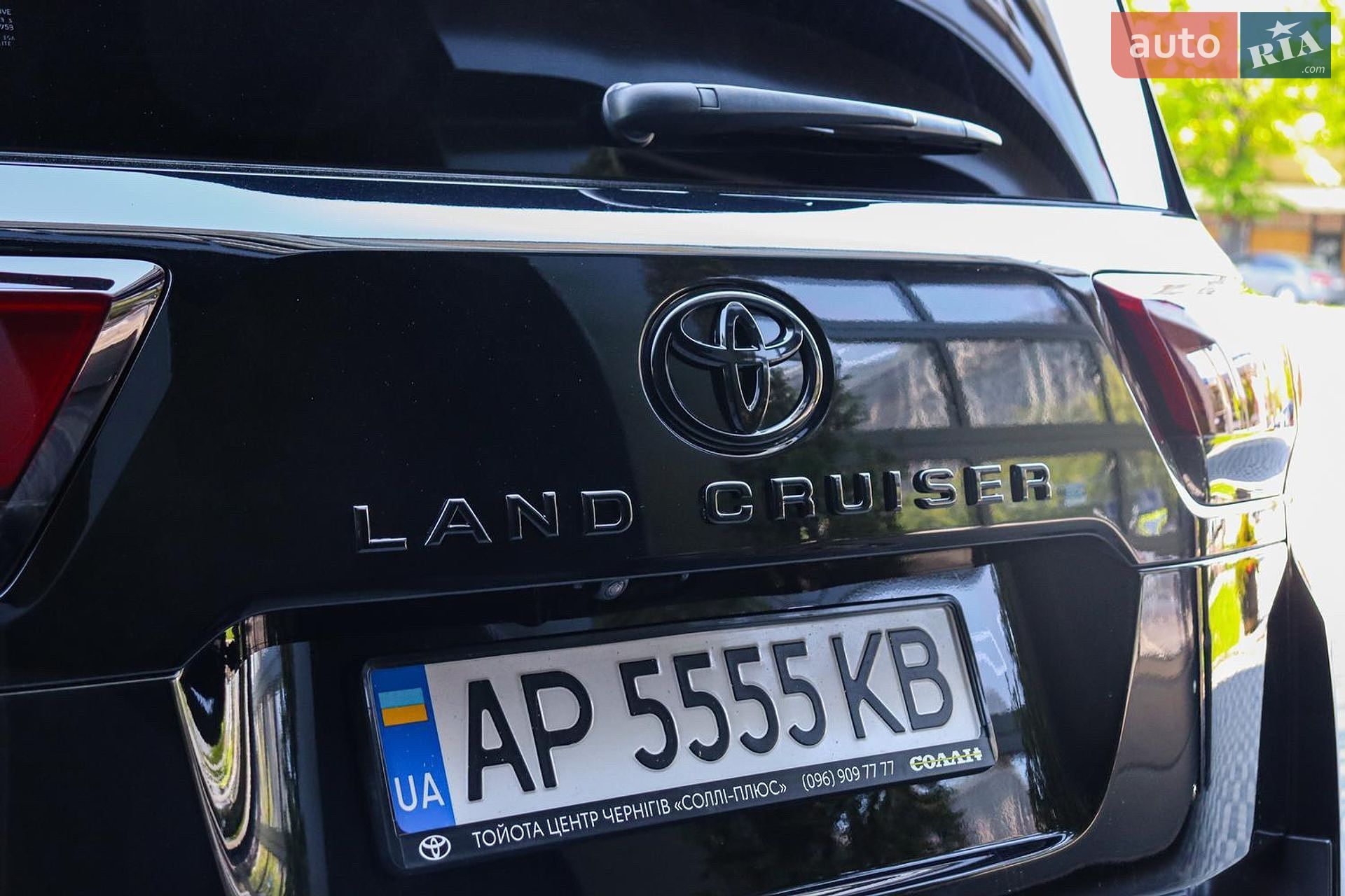 Toyota Land Cruiser 2023 VIN JTMAAABJ904051986 фото оголошення 10 з 21