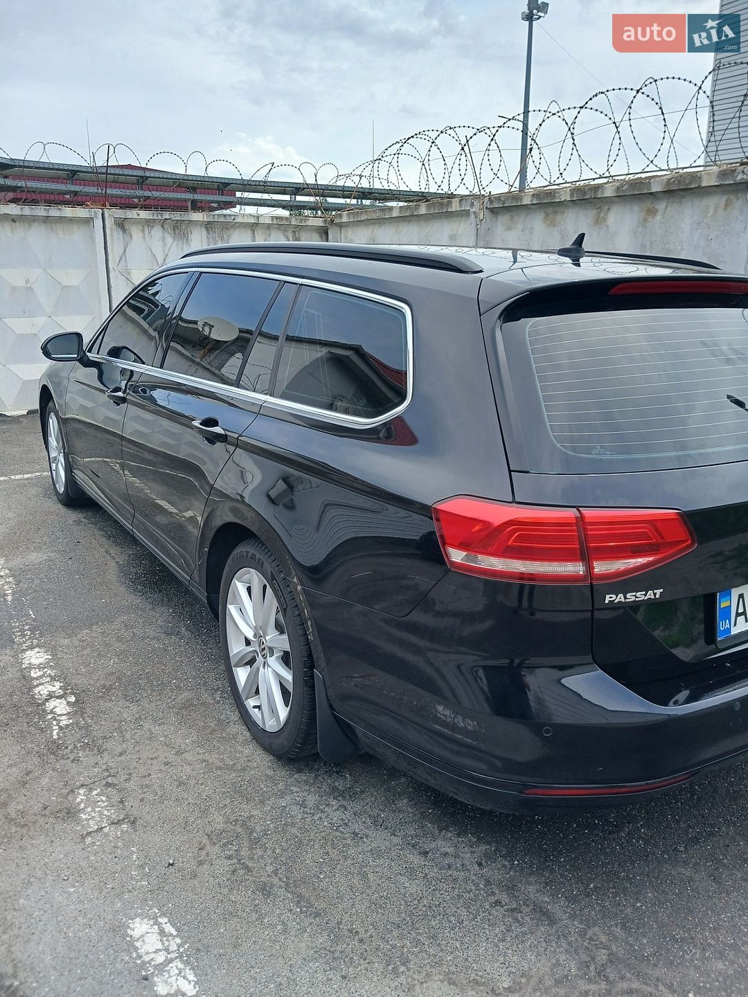 Volkswagen Passat 2015 VIN WVWZZZ3CZFE426448 фото оголошення 5 з 17