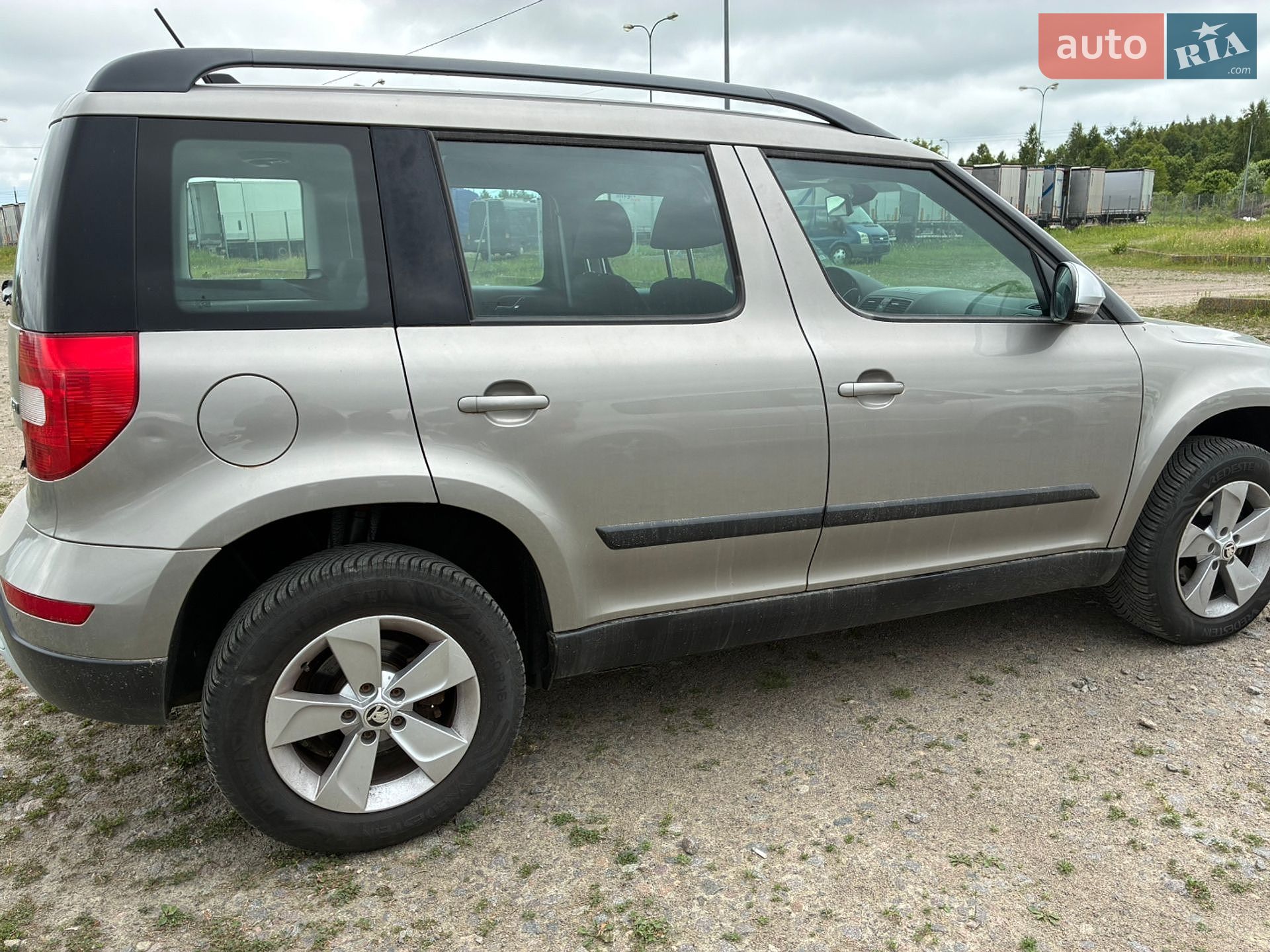 Skoda Yeti 2014 VIN TMBLC75L2E6037605 фото оголошення 3 з 12