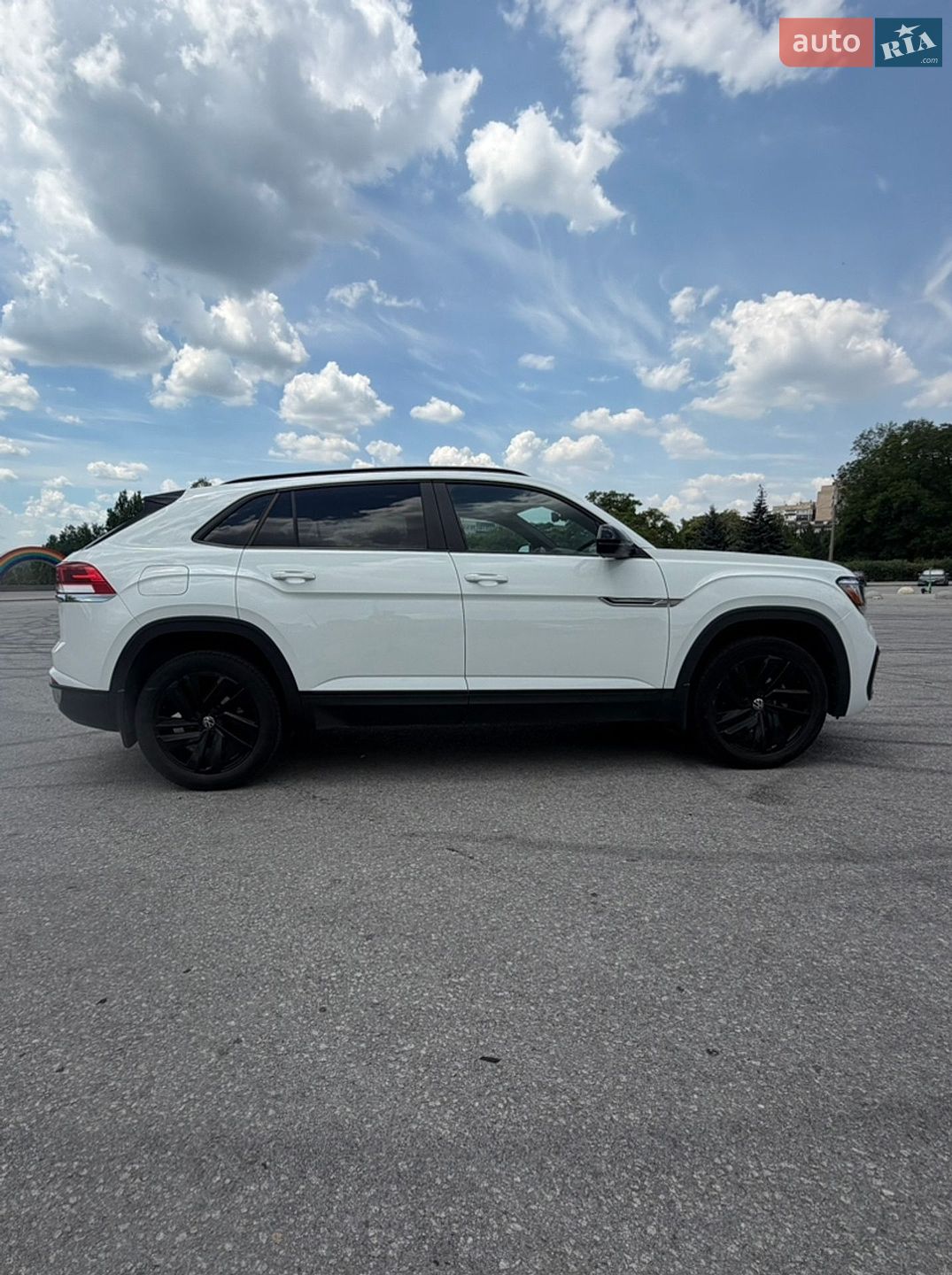 Volkswagen Atlas 2019 VIN 1V2AC2CA6LC200636 фото оголошення 10 з 17