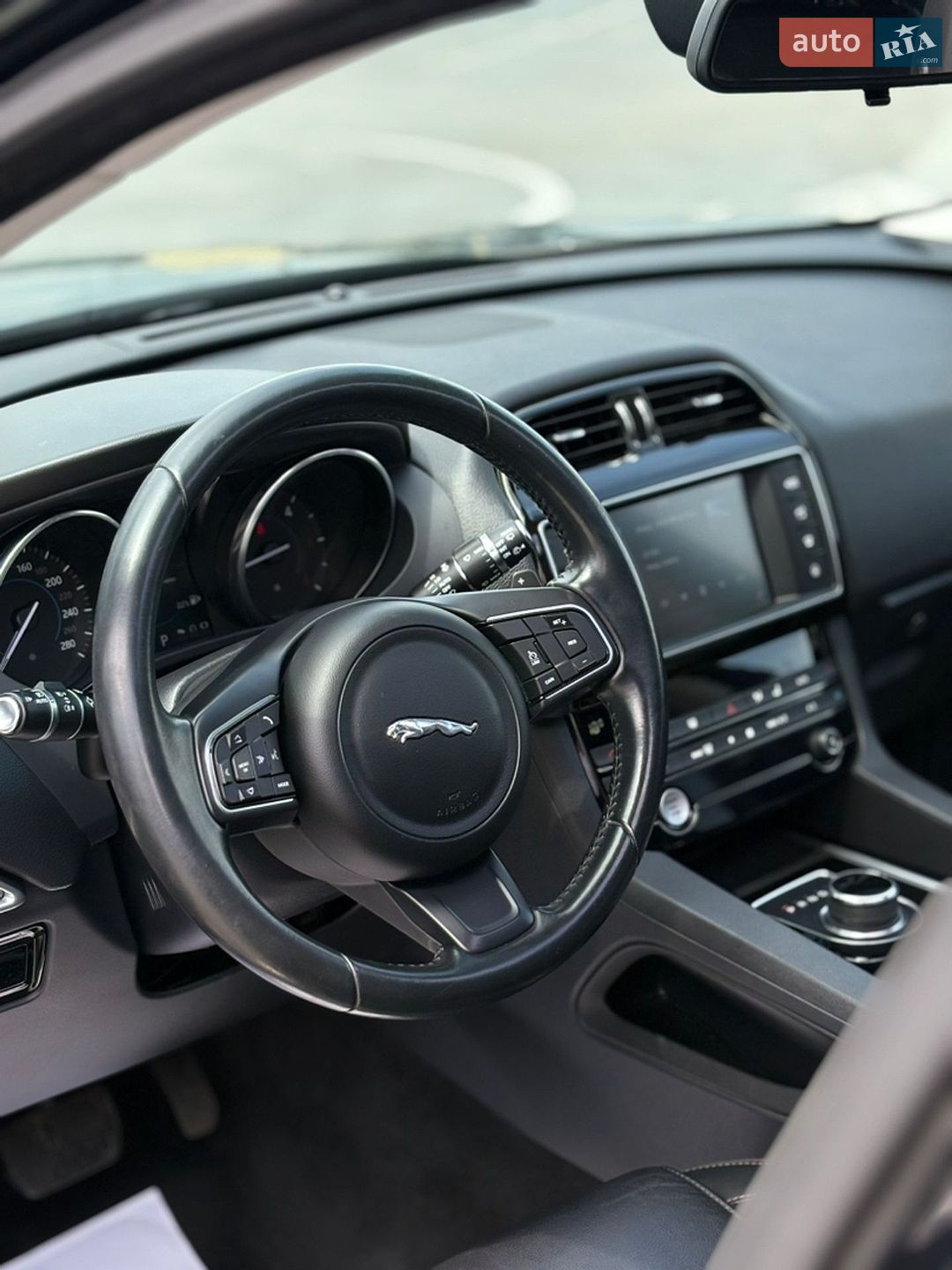 Jaguar F-Pace 2016 VIN SADCA2BN7HA496567 фото оголошення 40 з 77