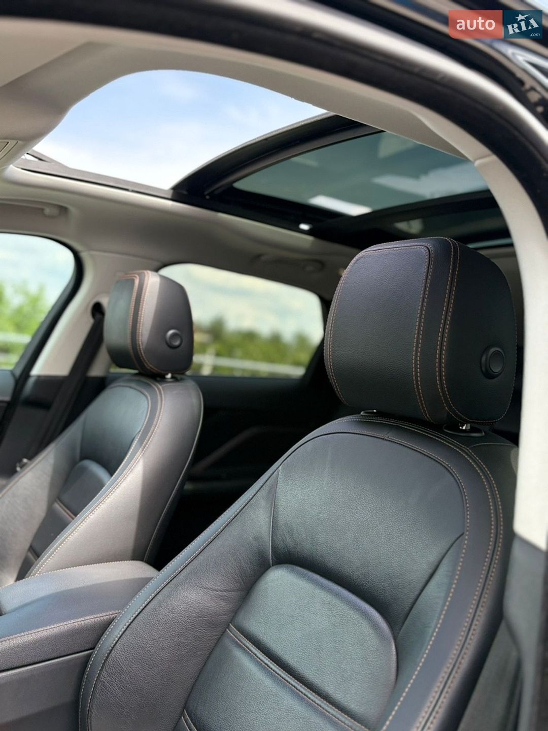 Jaguar F-Pace 2016 VIN SADCA2BN7HA496567 фото оголошення 53 з 77