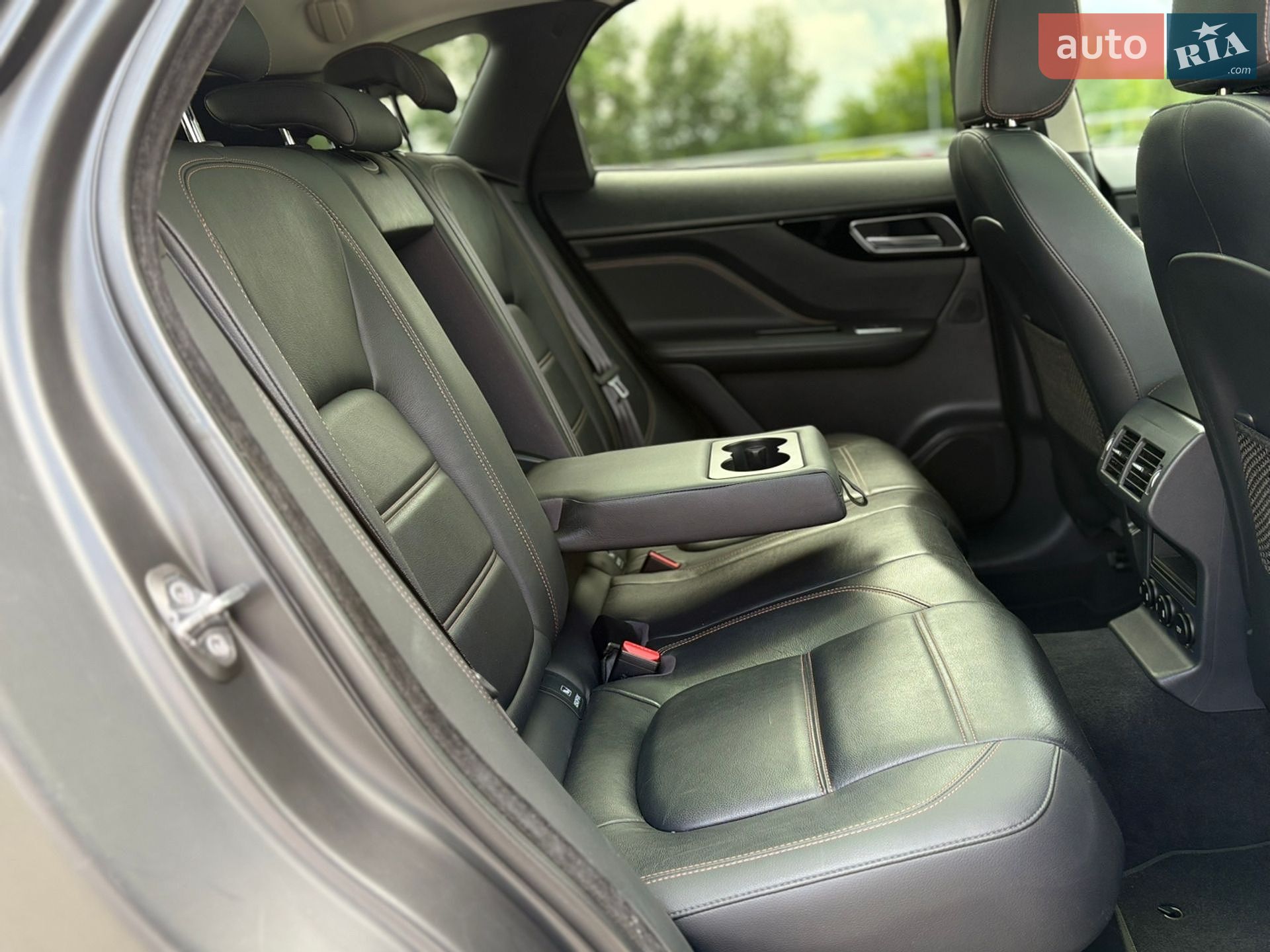 Jaguar F-Pace 2016 VIN SADCA2BN7HA496567 фото оголошення 61 з 77