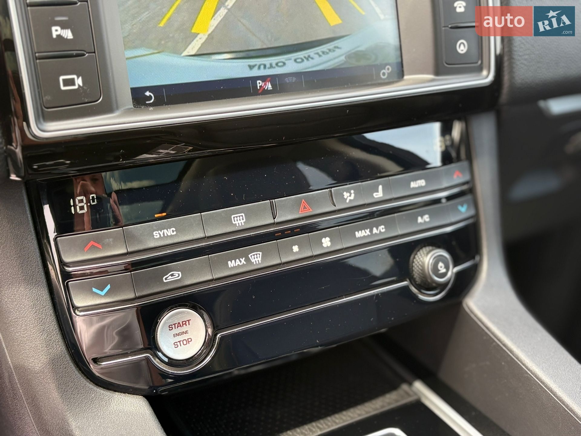 Jaguar F-Pace 2016 VIN SADCA2BN7HA496567 фото оголошення 70 з 77