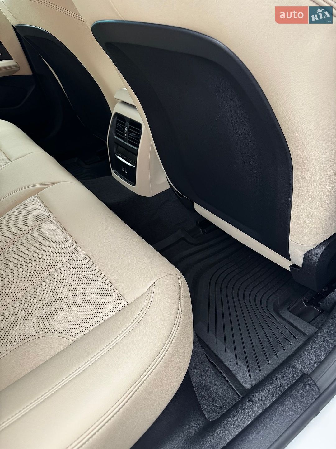 BMW i4 2025 VIN WBY23HD01SFV06945 фото оголошення 23 з 54