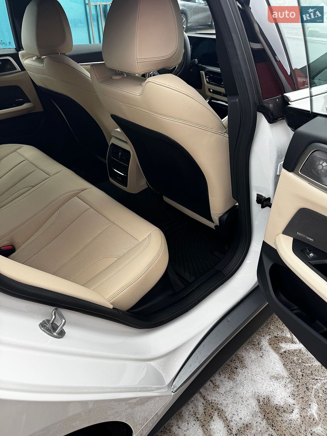BMW i4 2025 VIN WBY23HD01SFV06945 фото оголошення 25 з 54