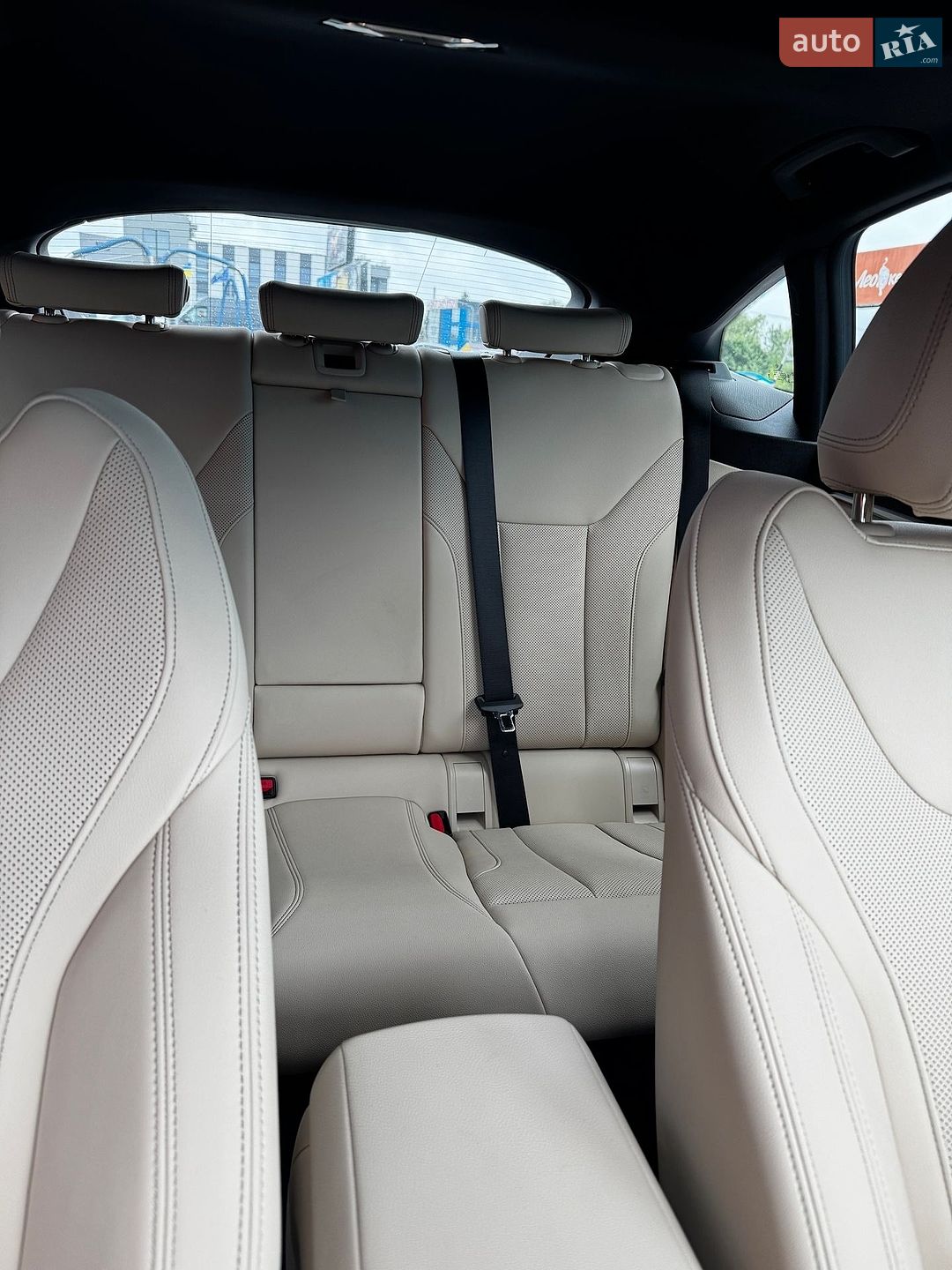 BMW i4 2025 VIN WBY23HD01SFV06945 фото оголошення 28 з 54