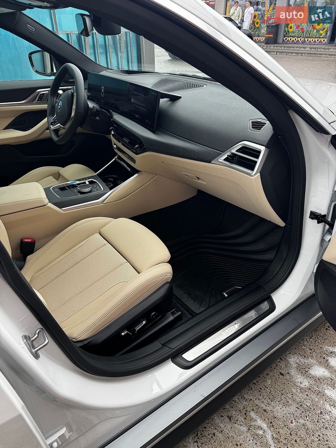 BMW i4 2025 VIN WBY23HD01SFV06945 фото оголошення 33 з 54