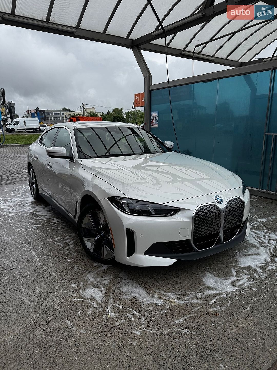 BMW i4 2025 VIN WBY23HD01SFV06945 фото оголошення 34 з 54