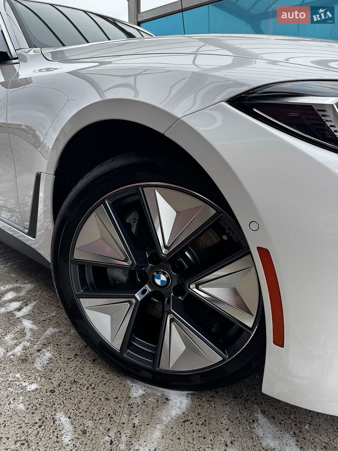 BMW i4 2025 VIN WBY23HD01SFV06945 фото оголошення 35 з 54
