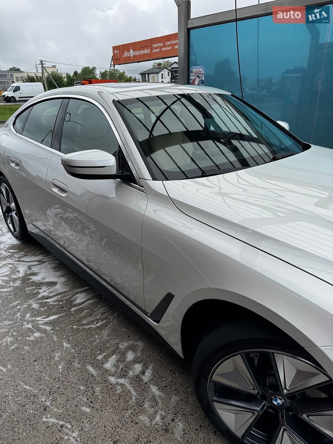 BMW i4 2025 VIN WBY23HD01SFV06945 фото оголошення 36 з 54