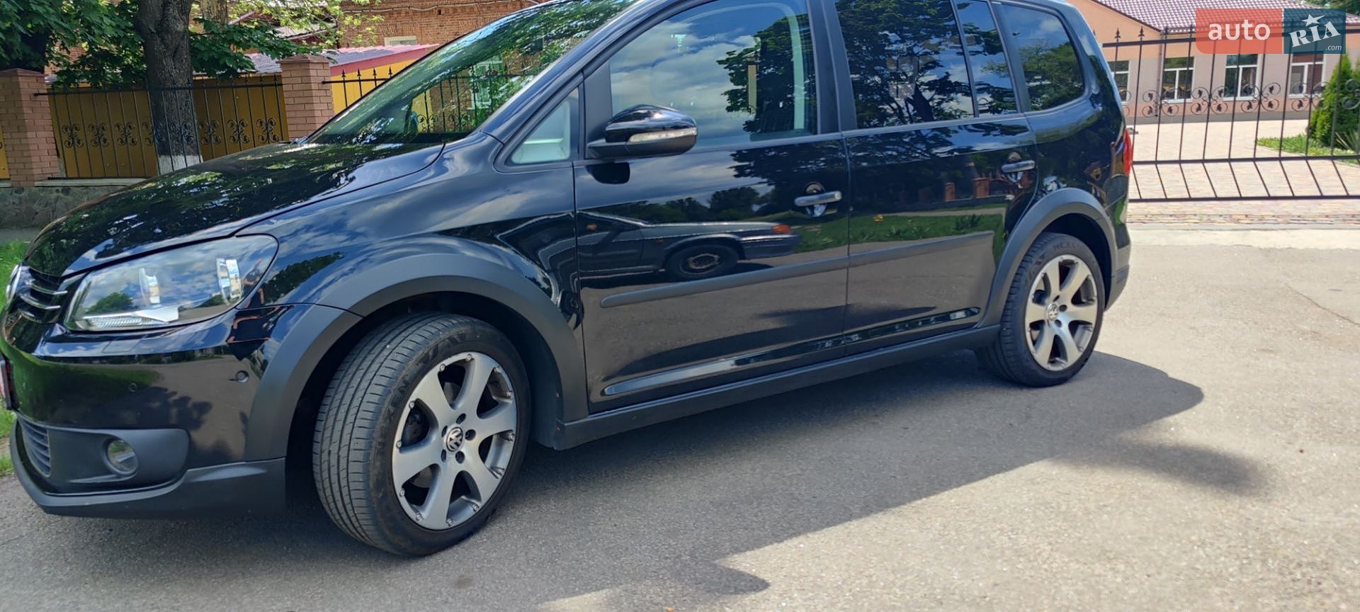 Volkswagen Cross Touran 2011 VIN WVGZZZ1TZBW082471 фото оголошення 10 з 65