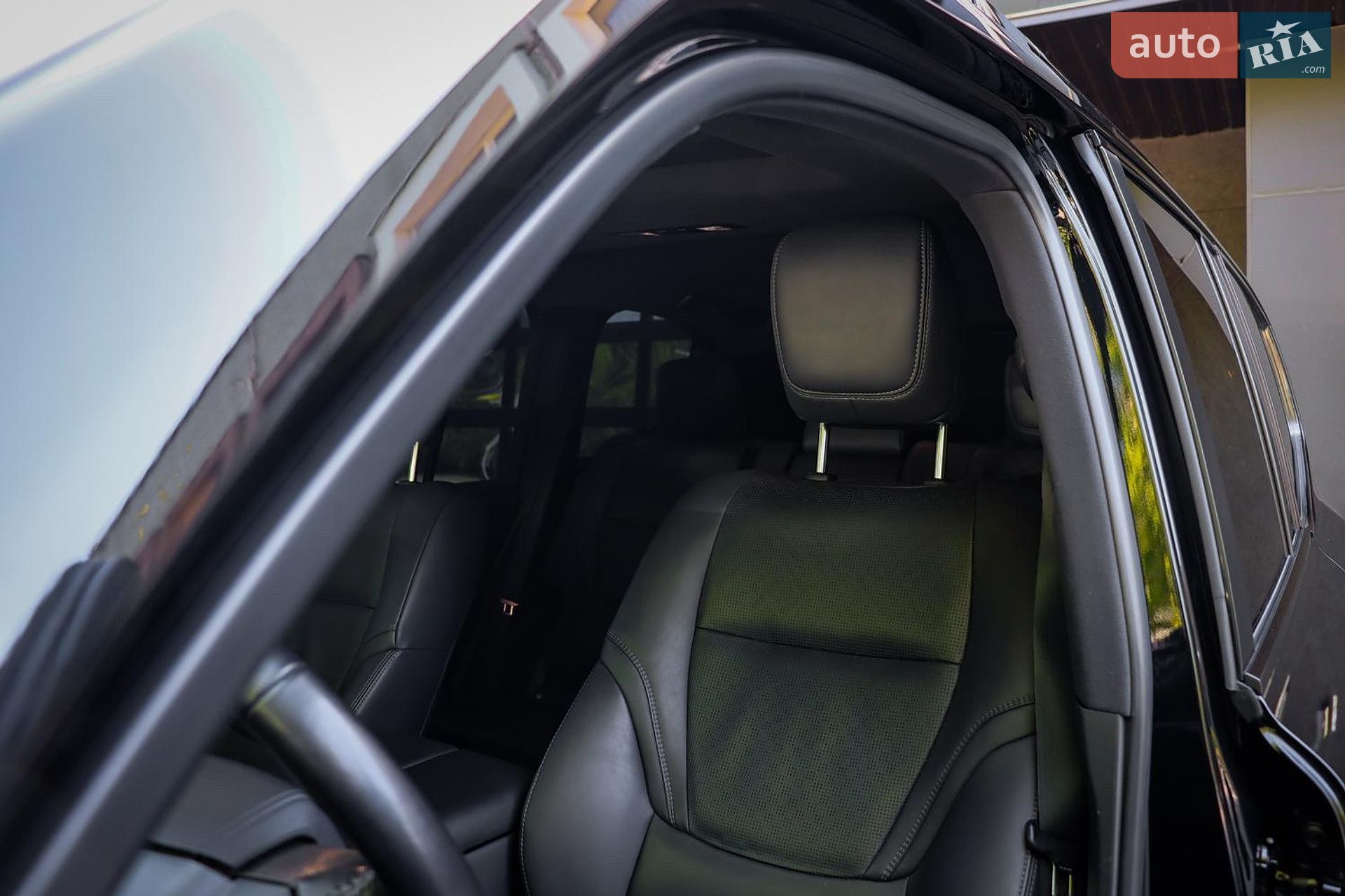 Toyota Land Cruiser 2023 VIN JTMAAABJ904051986 фото оголошення 16 з 21