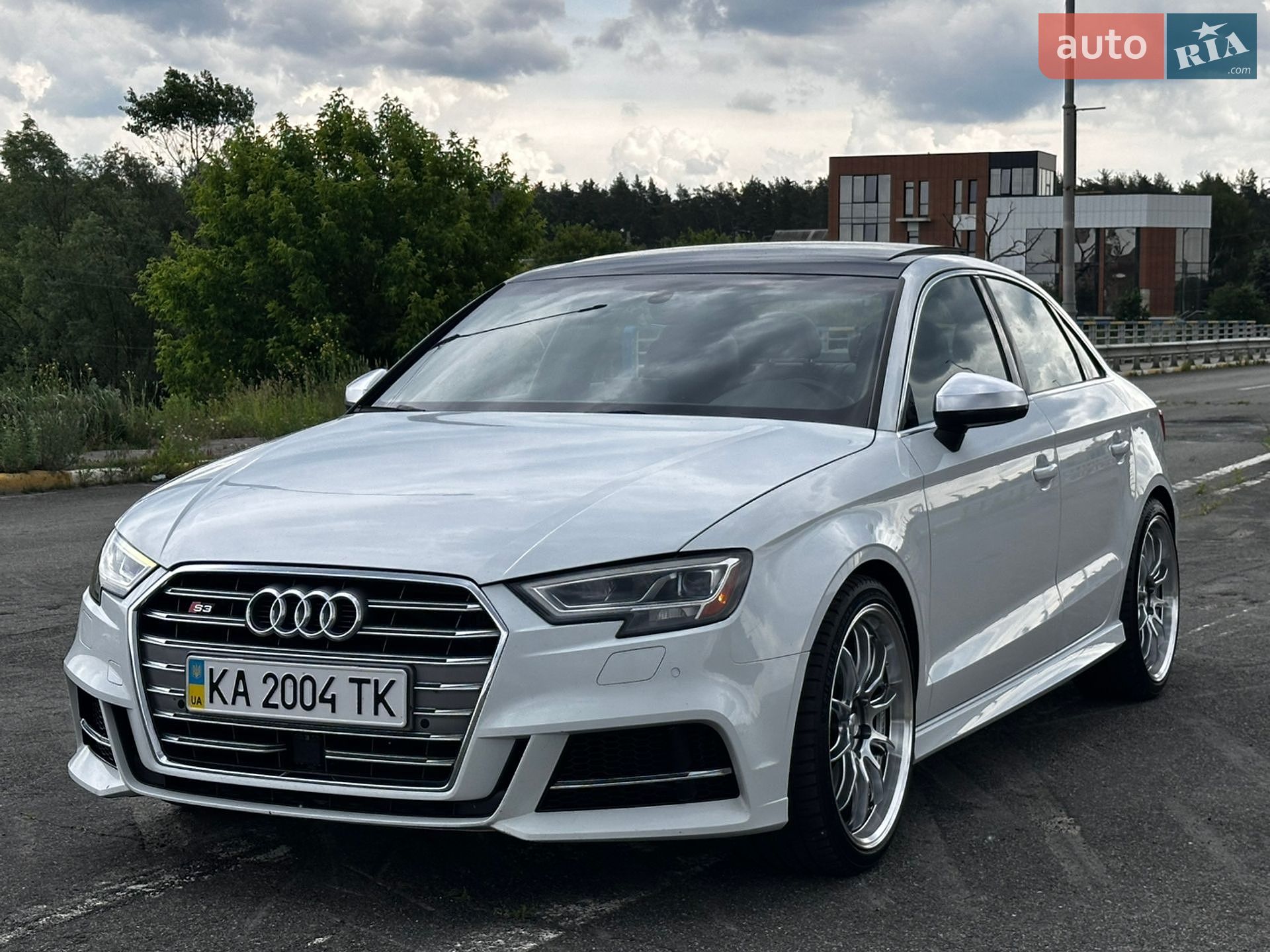 Audi S3 2016 VIN WAUB1GFFXH1012816 фото оголошення 17 з 42