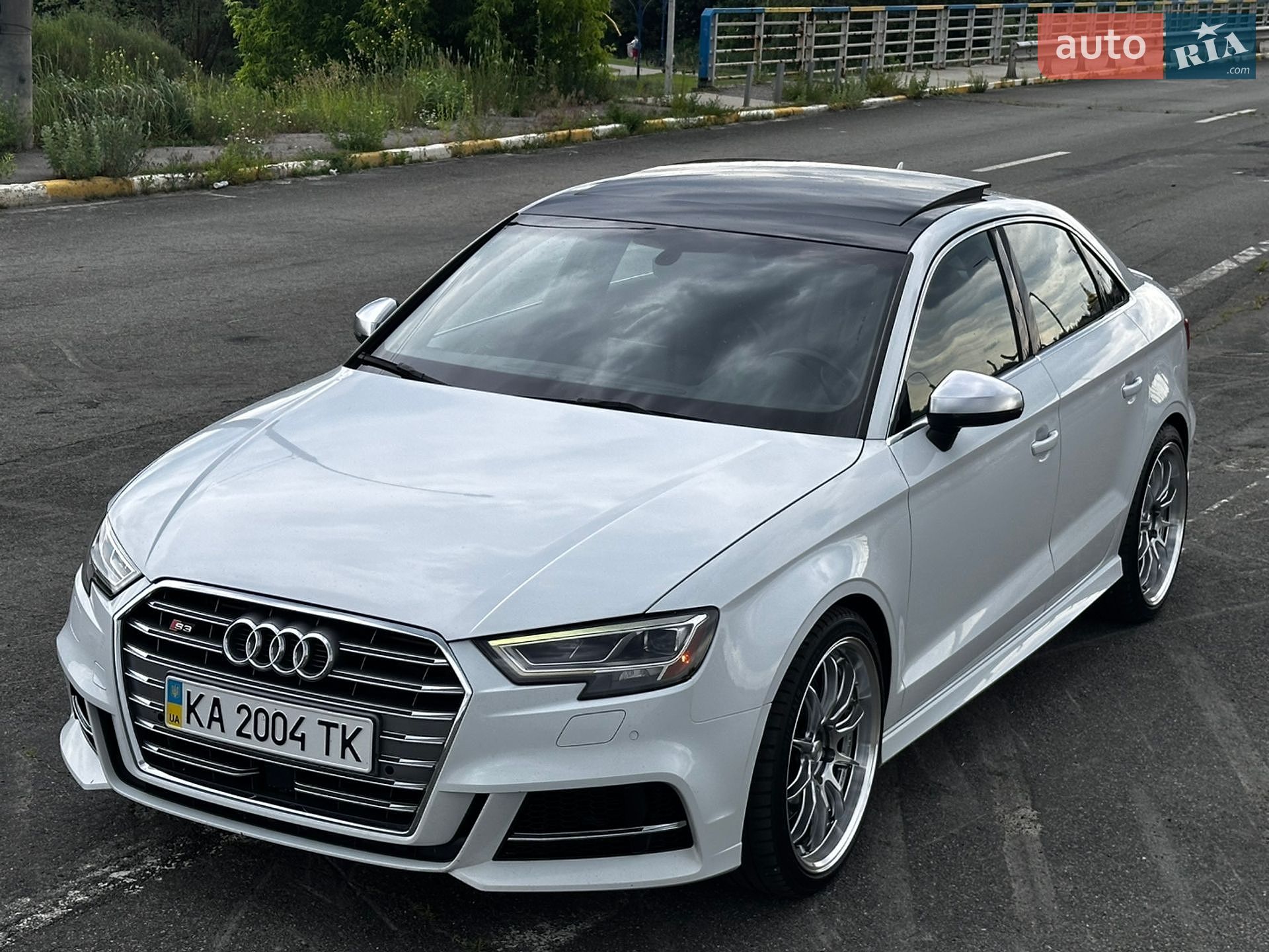 Audi S3 2016 VIN WAUB1GFFXH1012816 фото оголошення 18 з 42