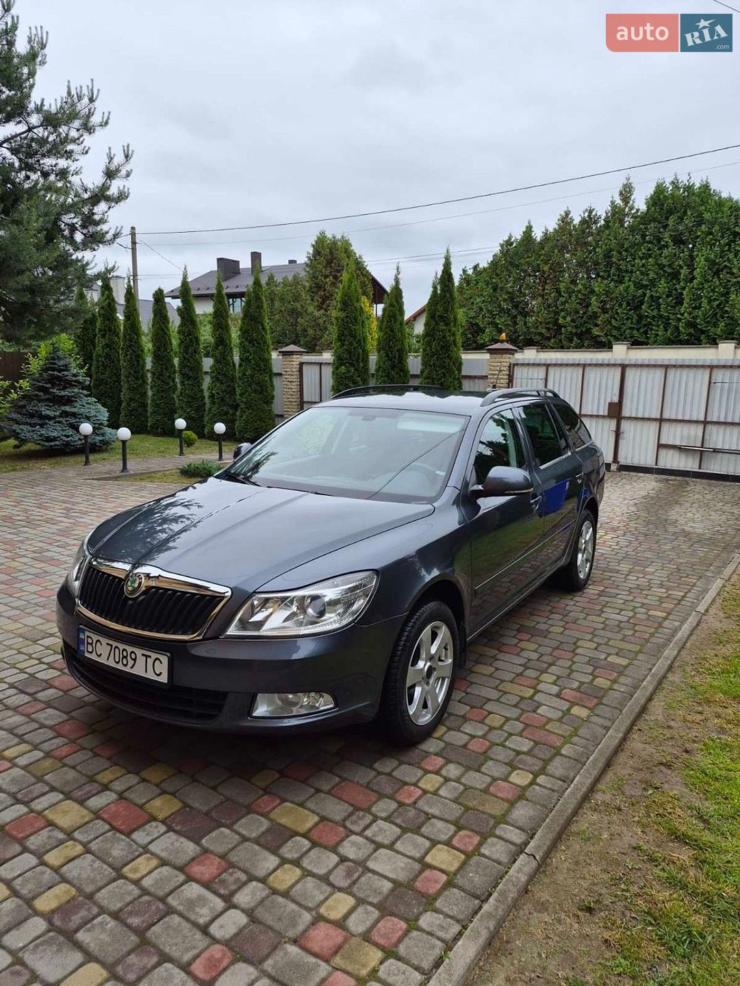 Skoda Octavia 2011 VIN TMBGT61Z6B2115750 фото оголошення 2 з 24
