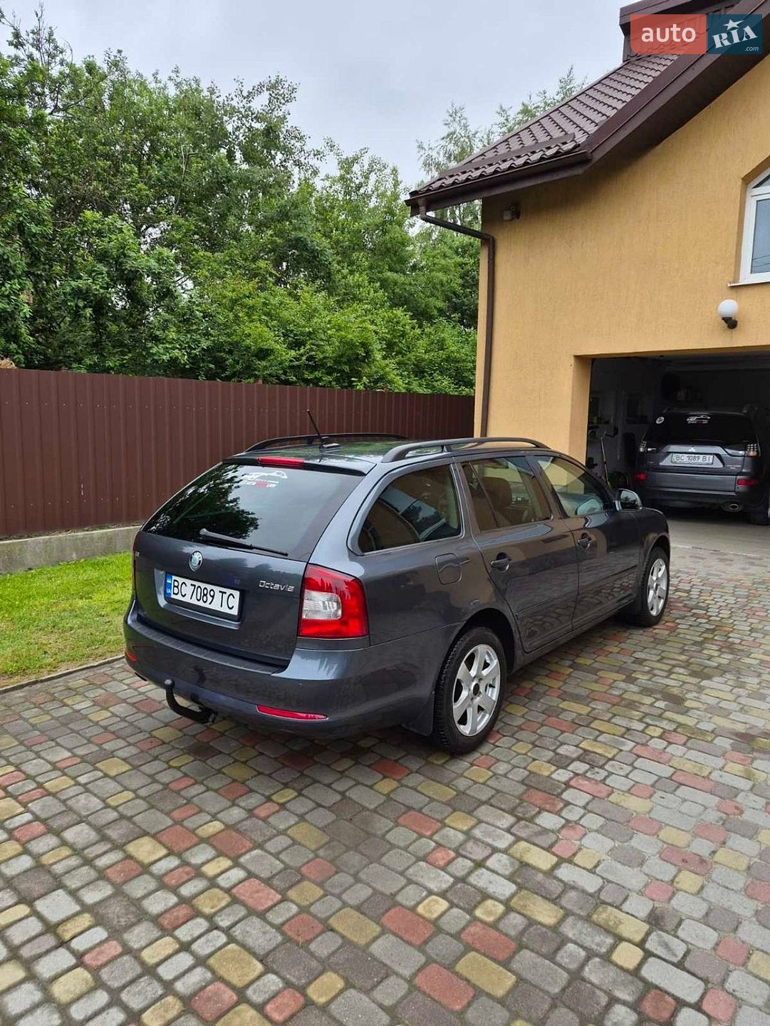 Skoda Octavia 2011 VIN TMBGT61Z6B2115750 фото оголошення 3 з 24