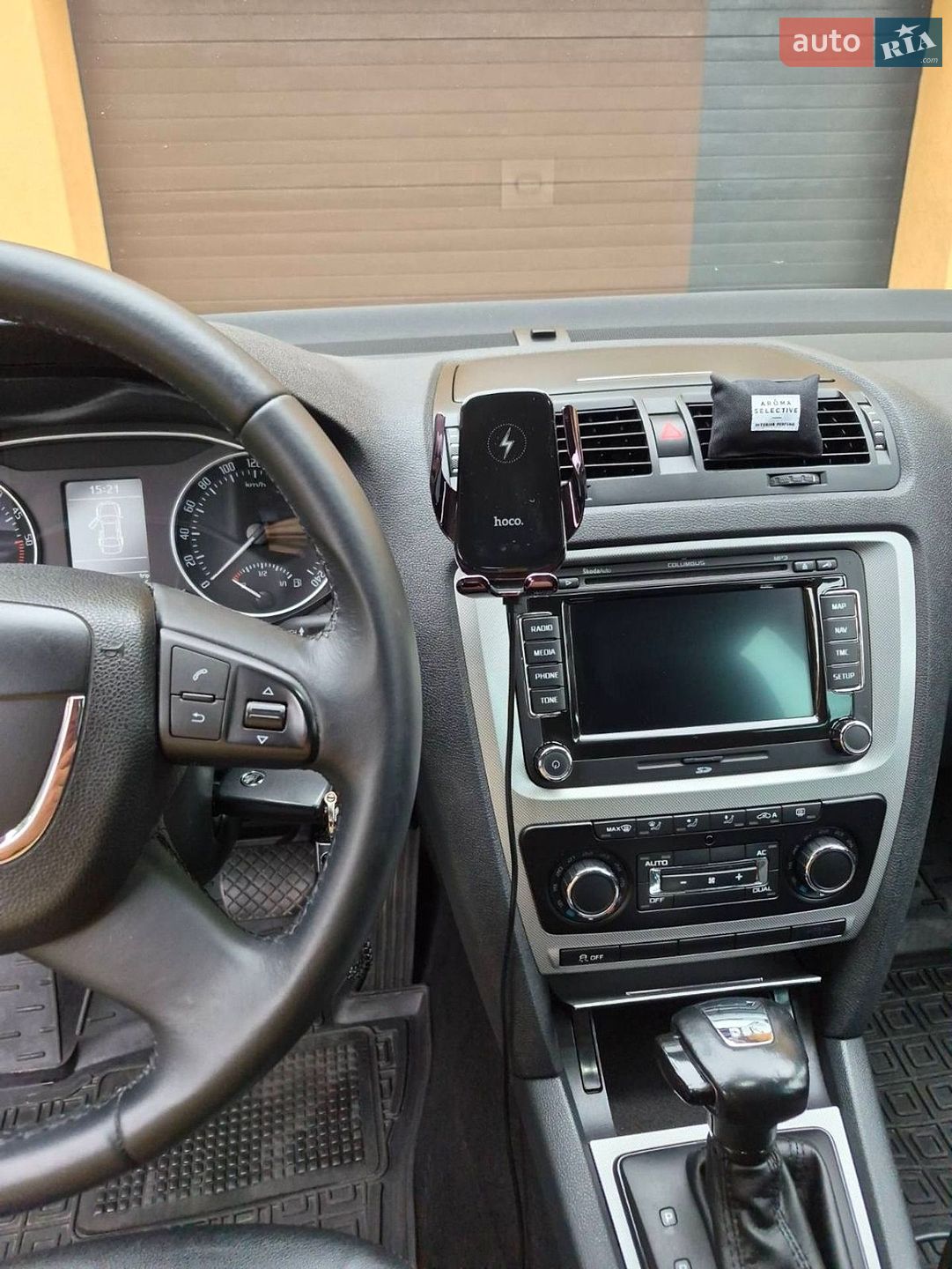 Skoda Octavia 2011 VIN TMBGT61Z6B2115750 фото оголошення 12 з 24