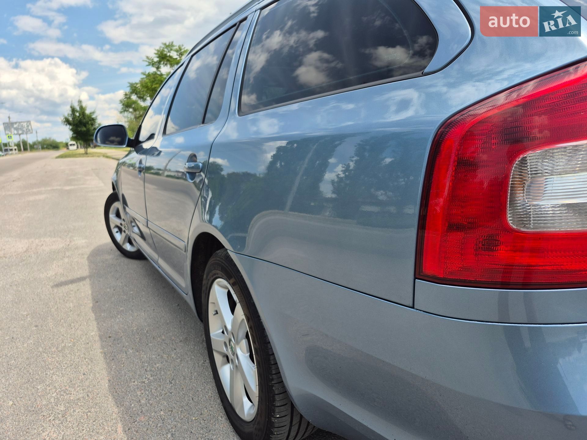 Skoda Octavia 2011 VIN TMBGT61Z3C2035372 фото оголошення 5 з 30