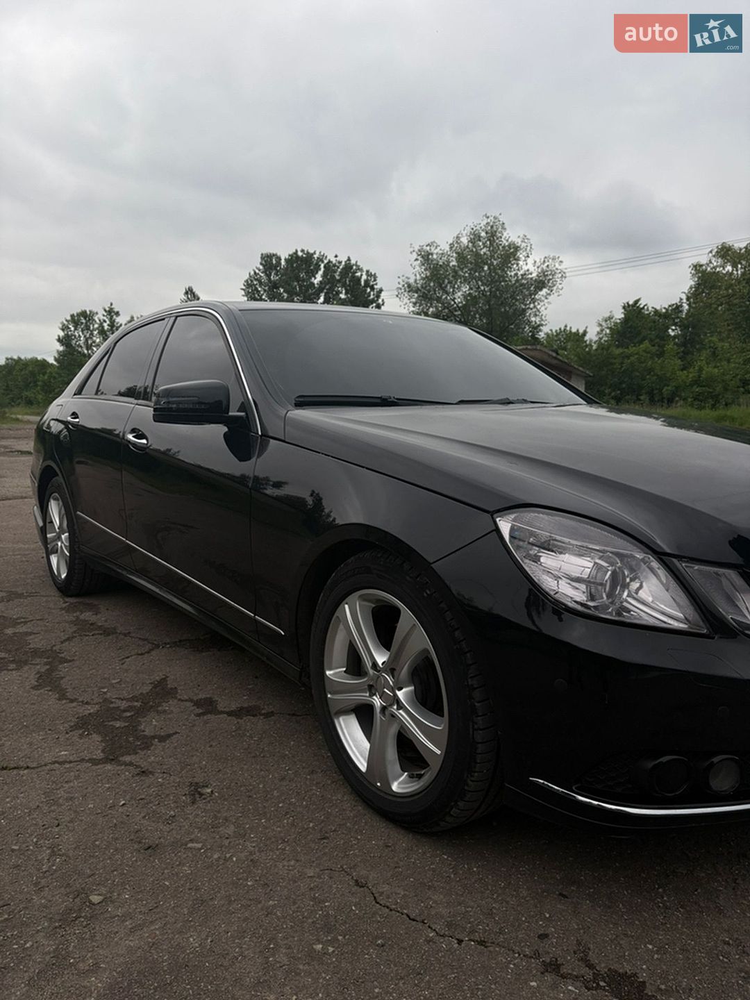 Mercedes-Benz E-Class 2010 VIN WDD2120051A290935 фото оголошення 2 з 13