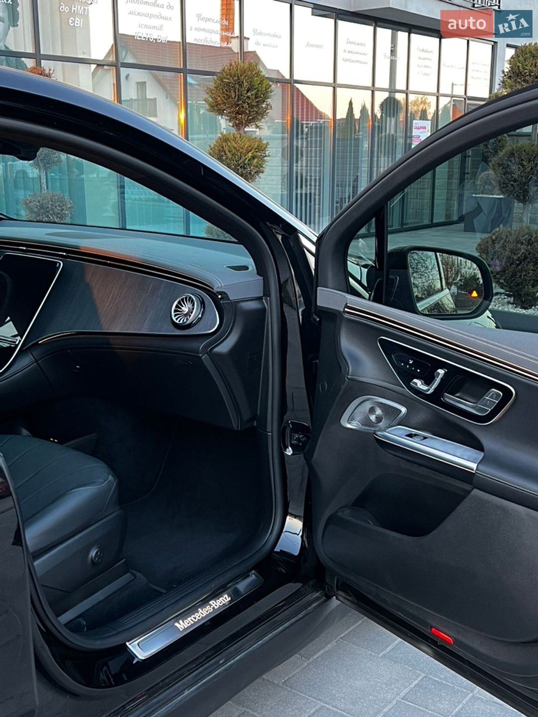 Mercedes-Benz EQE SUV 2023 VIN 4JGGM1CB3PA031524 фото оголошення 39 з 77