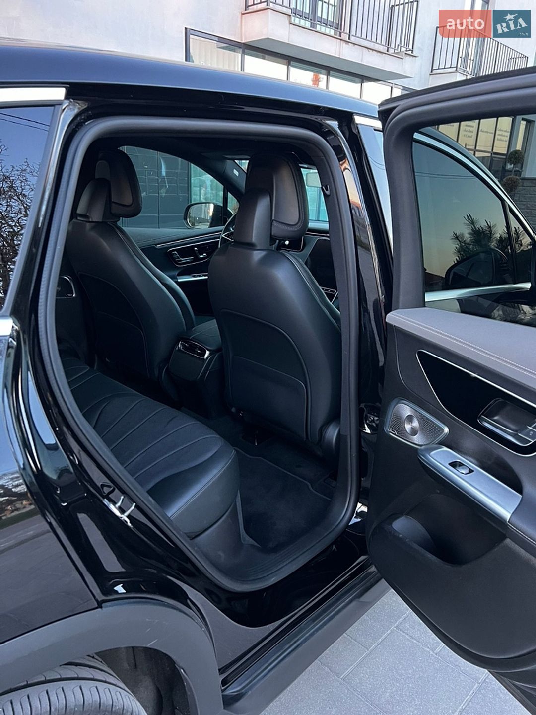 Mercedes-Benz EQE SUV 2023 VIN 4JGGM1CB3PA031524 фото оголошення 46 з 77