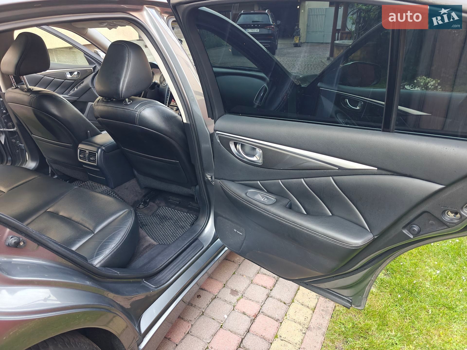 Infiniti Q50 2015 VIN JN1BDAV37U0241358 фото оголошення 4 з 24