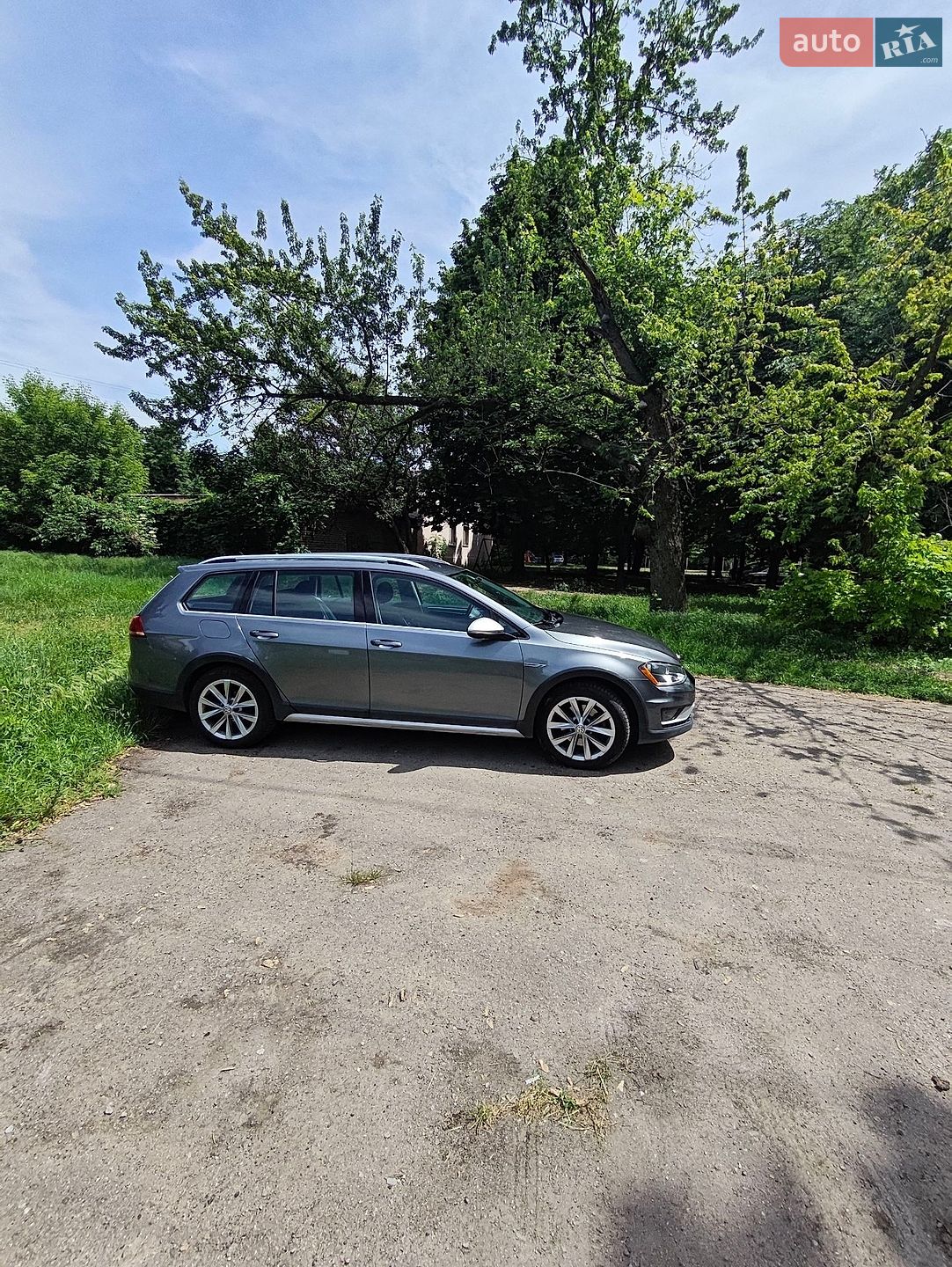 Volkswagen Golf Alltrack 2016 VIN 3VWH17AUXHM521534 фото оголошення 3 з 26