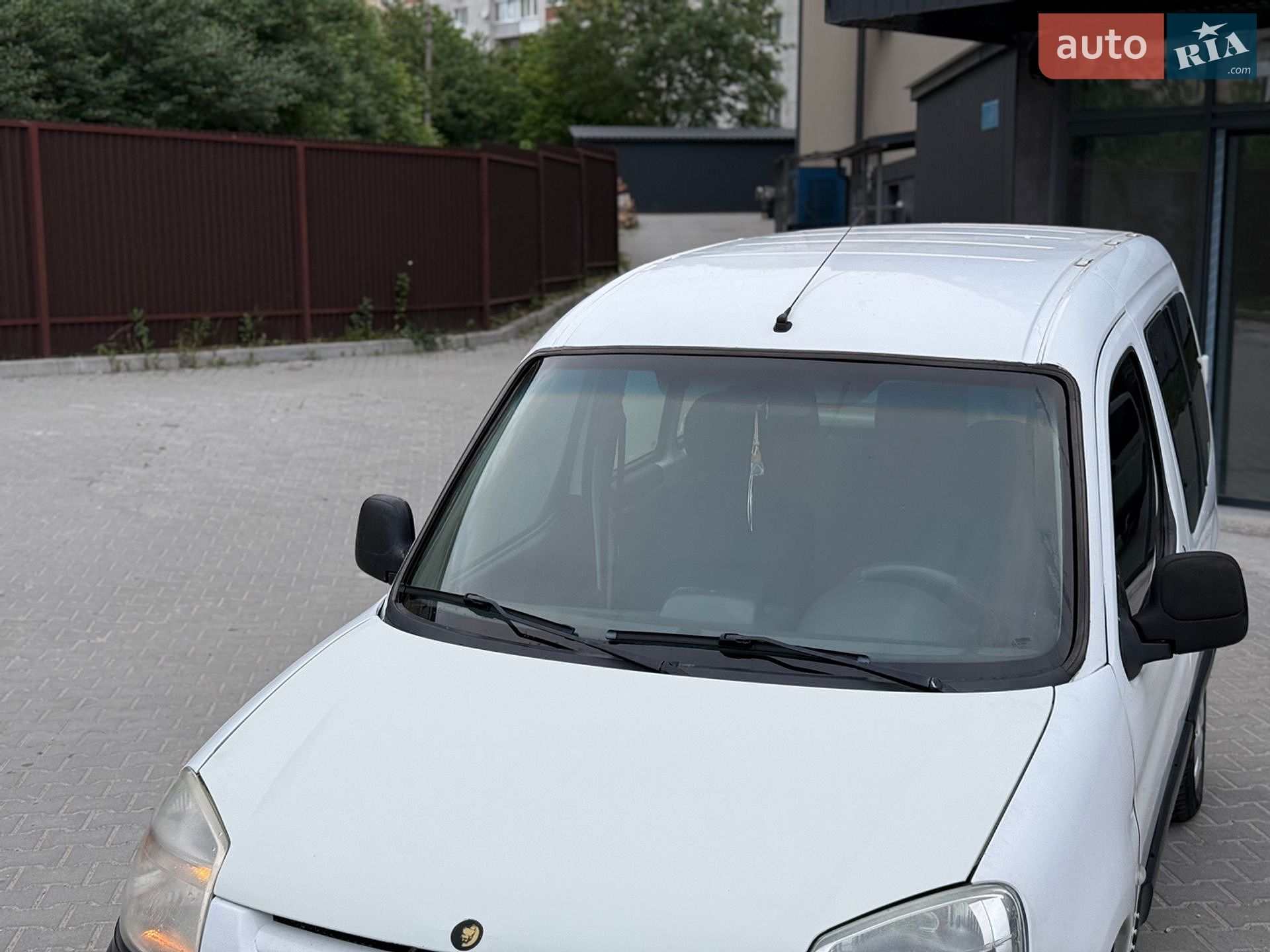 Peugeot Partner 2003 VIN VF3GBKFWB96053994 фото оголошення 6 з 20